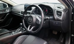 Mazda 3 Skyactive-G 2.0 2018 Hitam 7