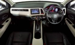 Honda HRV 1.8 Prestige AT 2015 Silver 15