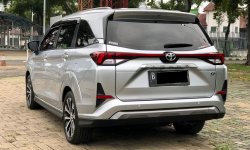 Toyota Veloz 1.5 Q Cvt A/T 2022 Silver 6