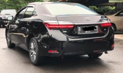 Toyota Corolla Altis CNG at 1.6 2018 Hitam 4