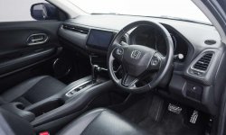 Honda HR-V E 2019 Hitam 8