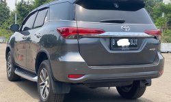 TOYOTA FORTUNER VRZ AT GREY 2017 HARGA DISKON TERBAIK!! 4