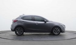 Mazda 2 R AT 2018 Abu-abu 2