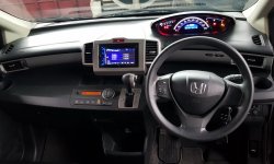 Honda Freed E PSD A/T ( Matic ) 2014 Ungu Tangan 1 Pajak Panjang Good Condition 4
