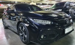 Honda Civic Turbo 1.5 E Hatchback Automatic 2019 4