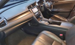 Honda Civic Turbo 1.5 E Hatchback Automatic 2019 13