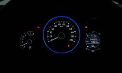 Honda HRV 1.8 Prestige AT 2017 Silver 10