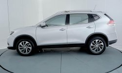 Nissan X-Trail 2.5 AT 2015 Silver 4