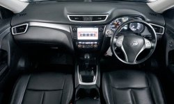 Nissan X-Trail 2.5 AT 2015 Silver 14