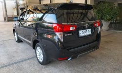 Toyota Kijang Innova V A/T Diesel 2020 MPV hitam 3