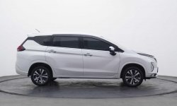 Nissan Livina VL AT 2019 Putih 3