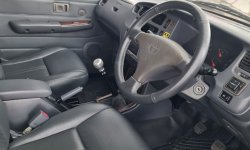 Toyota Kijang Krista 2000 3