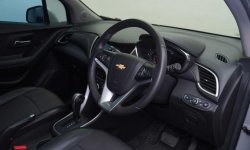 Chevrolet TRAX LTZ 2017 Silver 16