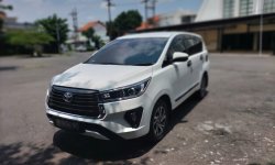 Toyota Kijang Innova V A/T Diesel 2020 Putih facelift 8