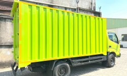 MULUS+banBARU MURAH Hino Dutro engkel LONG 110 SDL box besi 2014 CDE L 3