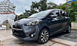 Toyota Sienta V Matic 2017 5
