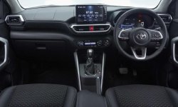 Toyota Raize 1.0T S CVT TSS One Tone 2021 10