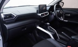 Toyota Raize 1.0T GR Sport CVT (Two Tone) 10