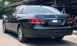 MERCEDES-BENZ E200 AT HITAM 2016 HARGA DISKON TERBAIK HANYA DISINI!! 6