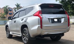 Mitsubishi Pajero Sport Dakar 4x2 AT 2019 Silver 5