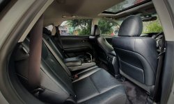 Lexus RX270 CBU Hongkong Version Premium Soud Sunroof AT 2013 Putih 13
