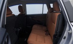 Jual mobil Toyota Kijang Innova 2016 9