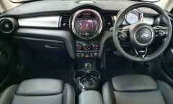 Mini Cooper 1.5 Hatch 3Door AT 2019 Merah 15
