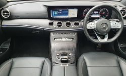 Mercedes Benz E350 AMG Line Panoramic AT (W213) 2019 Hitam Metalik 17
