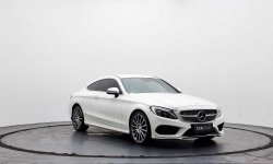 Mercedes-Benz C-Class C 300 Coupe AMG Line 1