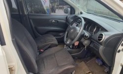 Nissan Livina EL AT 2011 9