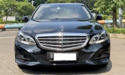 Mercedes-Benz E-Class E 200 At 2016 Hitam 3
