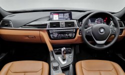 2018 BMW 3 20I (CKD) 2.0 8
