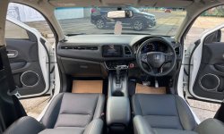 (TDP 25jt) Honda HR-V E Special Edition 2018 AT Tgn1 Grezz Gak Ada PR 9
