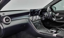 Mercedes-Benz 300 2019 Hitam 
UNIT SANGAT ISTIMEWA/GARANSI MESIN 1 TAHUN 9