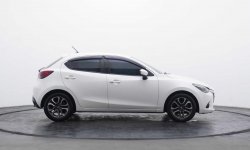 Promo Mazda 2 R 2015 murah ANGSURAN RINGAN HUB RIZKY 081294633578 2