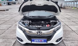 Honda HR-V 1.5L E CVT 2021 Putih Low KM 11