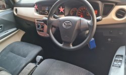 Daihatsu Sigra 1.2 R AT 2016 6