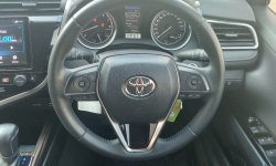 Toyota Camry V 2020 15