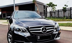 Bismillahirrohmanirrohim
Mercy E-250 Avantgarde 2014 - Black on Beige 
Good Condition 1