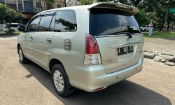 Promo Toyota Kijang Innova V MT 2010 murah , Service Record 11
