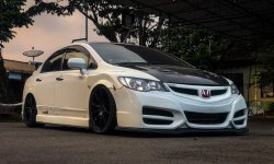 Honda Civic 1.8 2008 Sedan 4