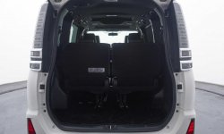 Toyota Voxy 2.0 A/T 2017 Minivan DP HANYA 50 JUTAAN SIAP MUDIK 5