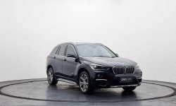 BMW X1 sDrive18i 2017 SUV Mobil murah berkualitas siap untuk dibawa mudik hanya dp 10 persen. 1