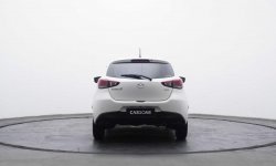 Mazda 2 R Skyactiv AT 2015 Putih 4