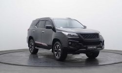 Toyota Fortuner VRZ AT 2019 Hitam 2