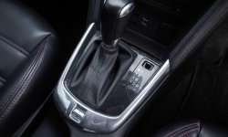 Mazda 2 R AT 2015 Hatchback promo dp hanya 10 persen angsuran murah 5