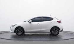 Mazda 2 R AT 2015 Hatchback promo dp hanya 10 persen angsuran murah 9