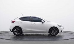 Mazda 2 R AT 2015 Hatchback promo dp hanya 10 persen angsuran murah 8