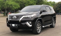 Toyota Fortuner 2.4 VRZ AT 2016 Coklat 3