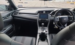 Honda Civic Hatchback RS 2020 Hitam 10